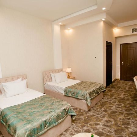 Cinema Boutique Hotel Гянджа Экстерьер фото