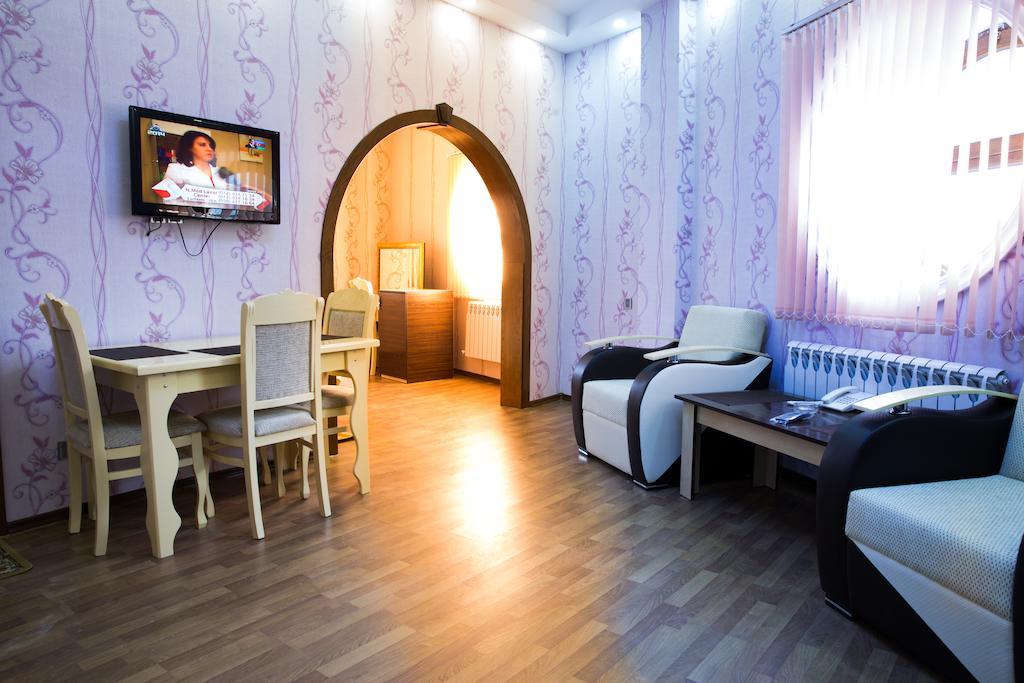 Cinema Boutique Hotel Гянджа Экстерьер фото