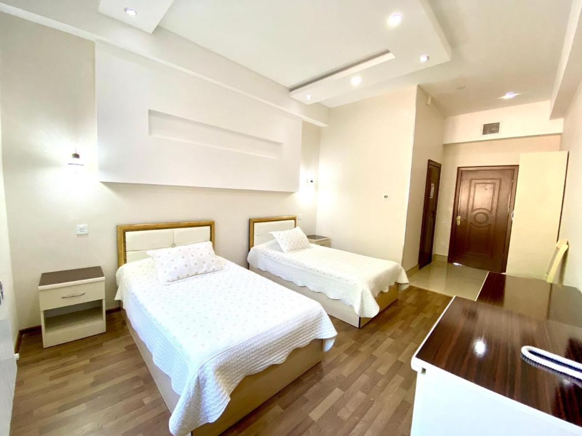 Cinema Boutique Hotel Гянджа Экстерьер фото