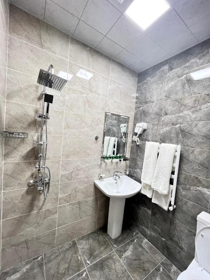 Cinema Boutique Hotel Гянджа Экстерьер фото