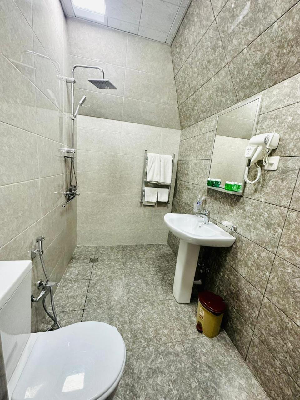 Cinema Boutique Hotel Гянджа Экстерьер фото