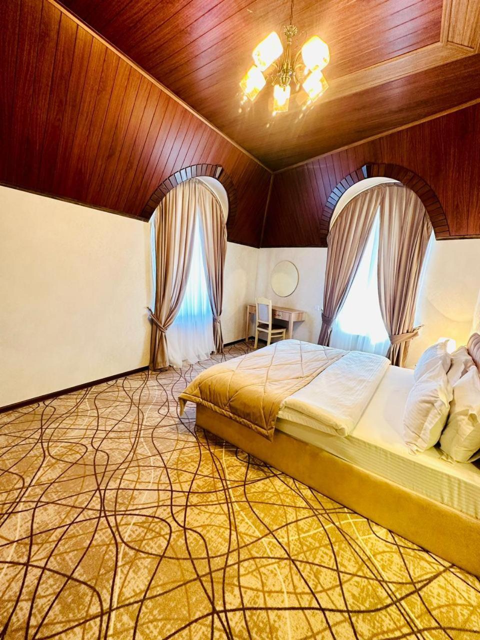 Cinema Boutique Hotel Гянджа Экстерьер фото